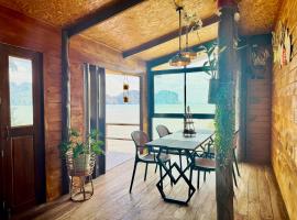 Lan Lay Beach House, logement avec cuisine &agrave; Ko Lanta