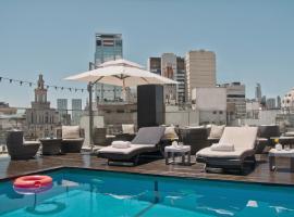 725 Continental Hotel