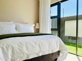 The Onyx Luxury Apartment