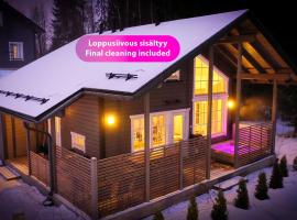 Villa Huvilla - 6+2 henkilölle, Himos Areenan alue, 80m², hotel with hot tubs in Jämsä