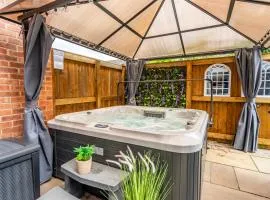 The Ebor House - With Hot Tub