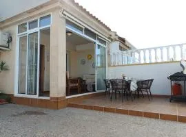 Bungalow near the beach in Torrevieja, Aguas Nuevas