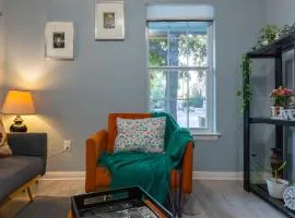 Cultural Heritage Award winning home - Walk to Lake, Eateries