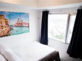 Modern Designed Studio Condo Near Ayala Centrio