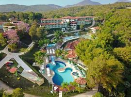 Tau&aacute; Hotel & Convention Caet&eacute;, resort a Caet&eacute;