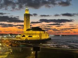 Marina Casa Del Mar - Amazing Sea & Mosque views