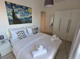 Van Gogh Apartment