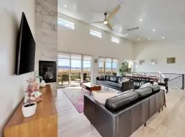 Modern Scenic Escape