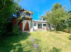 Estudio Interior con Baño Privado en Casa Frente al Mar Piscina temperada compartida