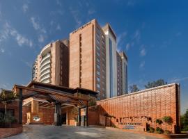 Hyatt Centric Soalteemode Kathmandu, hotel di Kathmandu