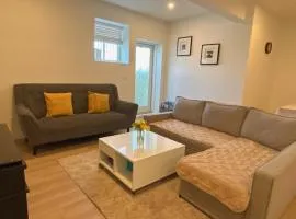 Sunflower Brandnew Cozy Private Suite