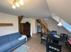 Lassen Hof Ferienwohnung 01 Bienenstock