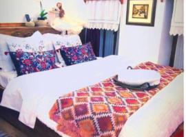 Ela's Chalet in Old Bazaar Gjirokaster, hotel in Gjirokastër