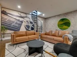 Stylish Home Near Lake Travis with Entertainment