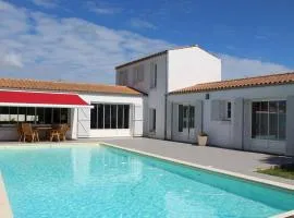 Maison contemporaine avec piscine chauffée sur l'île d'Oléron - FR-1-246A-340