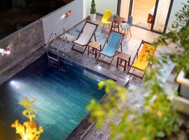Ha Blue Villa-Hoi An, hotel v destinaci Dien Ban