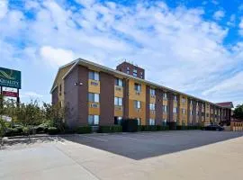 Quality Inn DFW Airport North - Irving、にあるダラス・フォートワース国際空港 - DFWの周辺ホテル