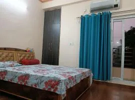 Shakti HomeStay - Kashi Dham