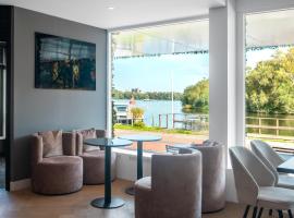 Amsterdam Lake Hotel, hotel in Badhoevedorp