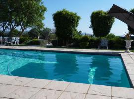 Cradle Mount Hotel, hotel in Krugersdorp