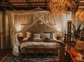 Honeywood Forest Lodge