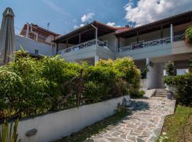 Isalos, hotel with parking in Velika