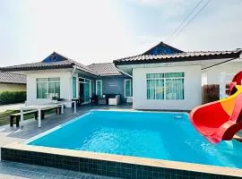 Victoria Poolvilla Pattaya by Chon