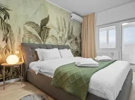 High-end Apartment with Panoramic View, Parking & Pool