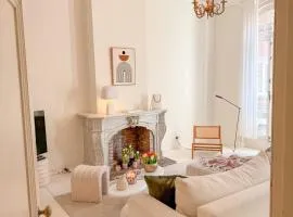 Mansion RL with Unique Decoration