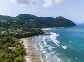 Villa in the middle of the Atlantic Forest