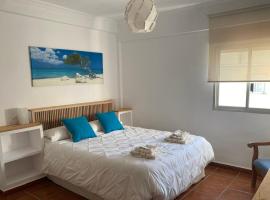 Piso en San Roque, centro neurálgico del Campo de Gibraltar, viešbutis mieste San Rokė