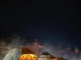 RUM MARS lUXURY SANDS BUBBLE CAMP