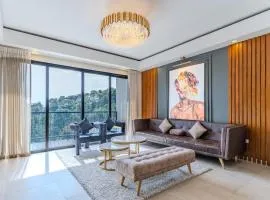 Margo 306- Luxe, Elegant & Cozy Condo- City Center