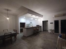 Jencquel Home, hotel v destinaci Coronel Suárez