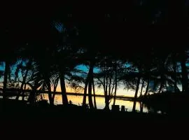 Lucas Lake Hotel