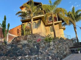 Casa del Lago, casa de campo em Nuevo San Juan Parangaricutiro