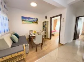 Cosy two-bedroom apartment in Becici by sea and mountains
