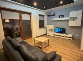 Apartamenty U Marynarza PROMENADA SOLNA 4A -Centrum Ścisłe Deptak ,Park -Garaż Podziemny-Best Restaurants in the Apartment-FAK VAT