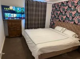 Superking bedroom near James cook hospital