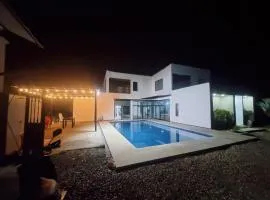 Quinta Leal
