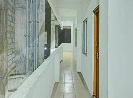 Hotel SS, khách sạn ở Thirumurugan Poondi