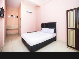 Zarren kost, hotel que aceita pets em Jambi