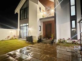 Swiss Villa Yelagiri, hotel v destinaci Yelagiri