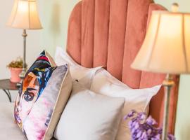 Luxury suite near Church Street, luxe hotel in Stellenbosch