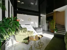Mon Invite Hotel