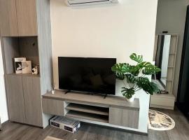 1Bed Room Near Airport BTS Big-c Swimming Pool Gym, Hotel in Bang Khen