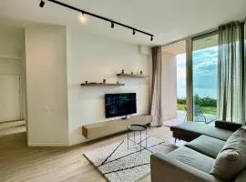Horizon 360, Green Coast, Palase