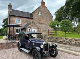 Beautiful 3 Bed Peak District Farmhouse - Alton Towers, Christmas Markets, Polar Bears, Chatsworth