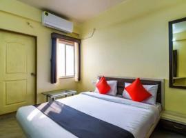 Dwaraka Lodging, hotel v destinaci Talegaon Dābhāde