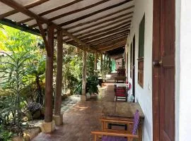 Mi Ranchito, Centro
